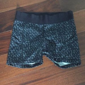 Lululemon spandex workout shorts